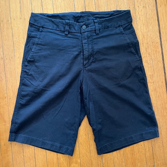 Lululemon Commission Short - Size 34 - Picture 1 of 4